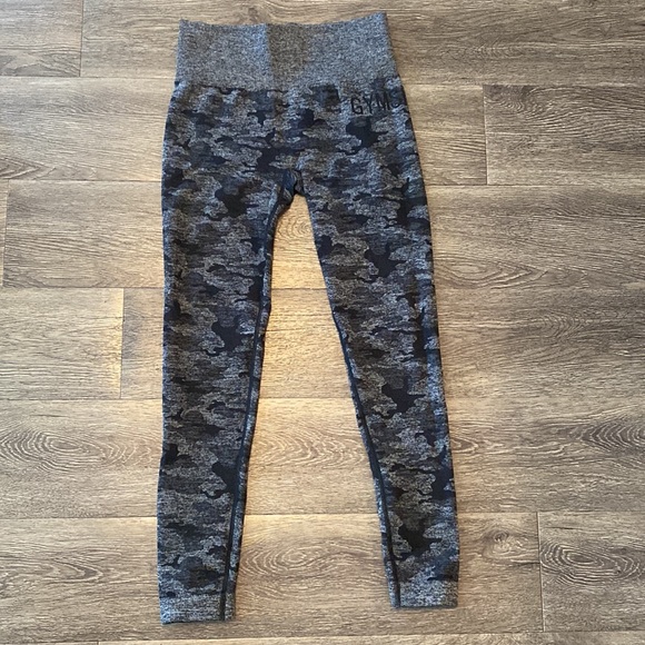 Gymshark OG Seamless Body Perfecting Camo Leggings (no longer available) - Picture 8 of 9